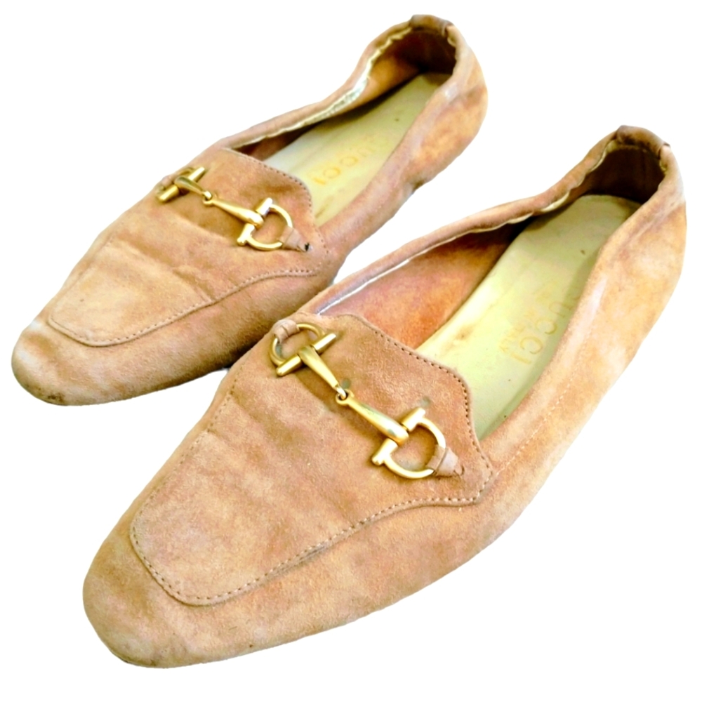GUCCI Horsebit Accent Suede Women's Loafers. (Size: 34½, 4.5US)